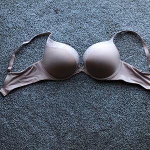 Victoria’s Secret push-up bra